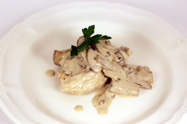 Chicken with white wine mushroom cream sauce
