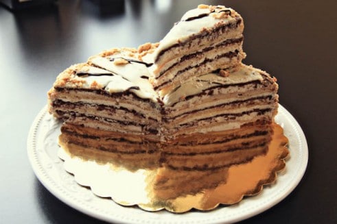 Royal Bakery & Cafe-11
