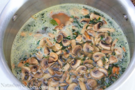 Russian Mushroom and Potato Soup Recipe-8