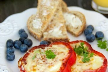 The bell pepper adds gorgeous color and a very healthy veggie to your morning. Impress your family and breakfast guests with this Bell Pepper egg-in-a-hole.