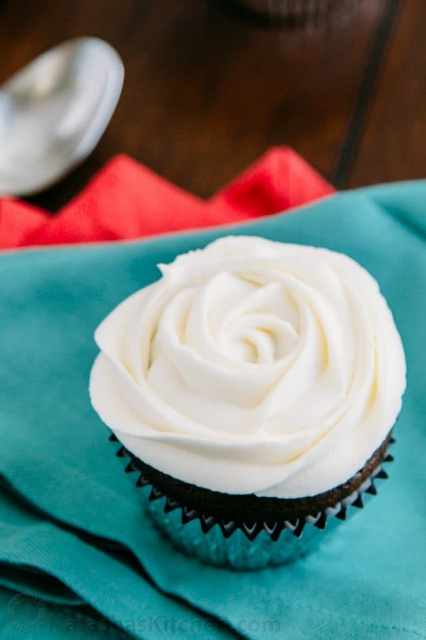 How to make on sale rose icing