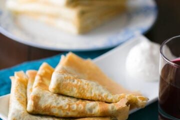 These turkey crepes (savory nalesniki) are delicious and yet another way to use up that leftover turkey. Yes!! This recipe turns out perfect every time.