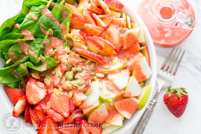 Fruit and Spinach Salad with Strawberry Vinaigrette - Image 9