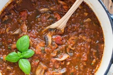 A mushroom marinara that's 100x better than any canned sauce! Perfect for spaghetti, lasagna, chicken parmesan & more! @NatashasKitchen