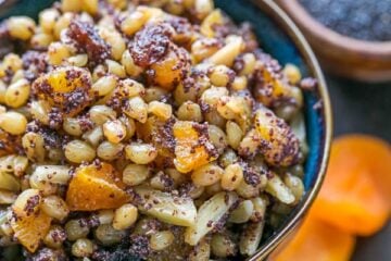 Wheat berry Christmas Pudding - A classic Ukrainian Kutia (Kutya) from @natashaskitchen