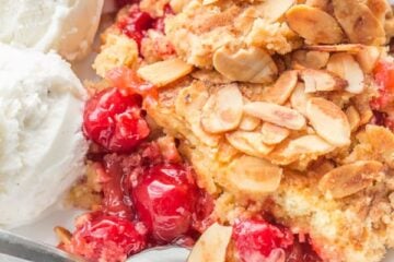 This Pineapple Cherry Dump Cake has just 5 ingredients. Ridiculously EASY! @natashaskitchen