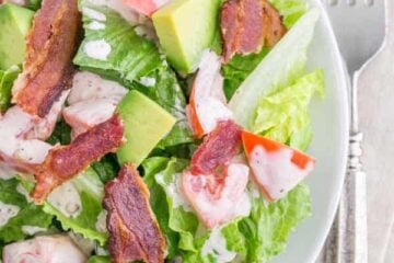 BLT Salad with Avocado from the @skinnytaste cookbook - Everything we love about a BLT in Salad form! | natashaskitchen.com
