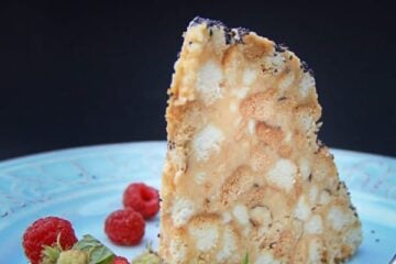 Anthill or Russian Muraveinik cake is perfect with your morning coffee or evening tea. It tastes wonderful and is easy to prepare. Yum!