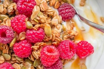 Pumpkin Flax Granola Recipe - crunchy, clustery and sweetened with honey | natashaskitchen.com