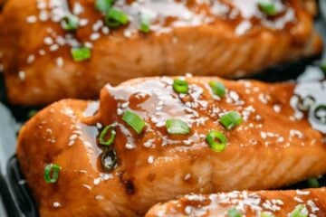 This teriyaki salmon recipe is a winner! Simple ingredients and no lengthy marinating needed. A flaky, juicy and delicious teriyaki glazed salmon recipe.