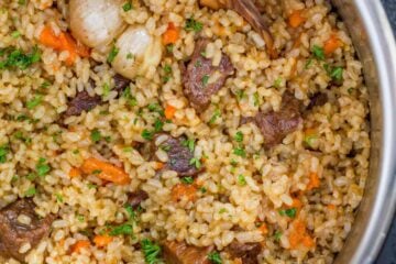Making beef plov in an instant pot is so quick and easy and using brown rice is genius. This Instant Pot Rice recipe is a healthier, juicier and flavor packed version of beef plov | natashaskitchen.com