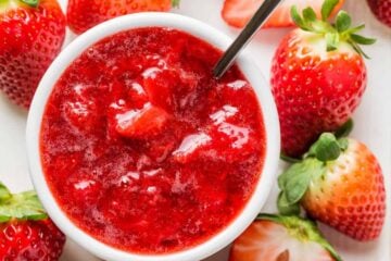 There is no rival for homemade strawberry sauce. It has just 3 ingredients and this is the easiest strawberry sauce recipe. This strawberry sauce is completely wonderful over ice cream, pancakes, waffles, pie, cheesecake, this trifle, you name it! Excellent homemade strawberry topping!