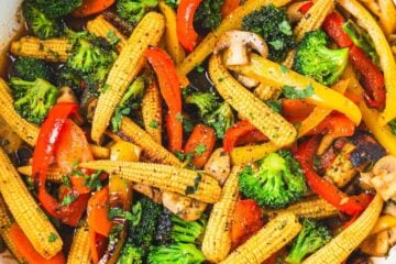 Vegetable stir fry in skillet with stir fry sauce