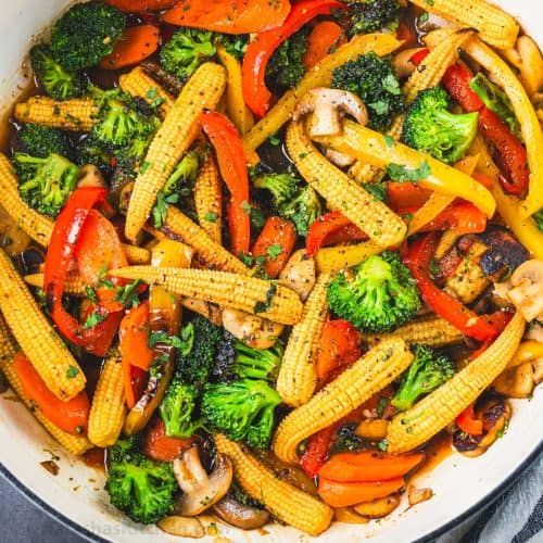 https://natashaskitchen.com/wp-content/uploads/2020/08/Vegetable-Stir-Fry-SQ-500x500.jpg?utm_source=chatgpt.com