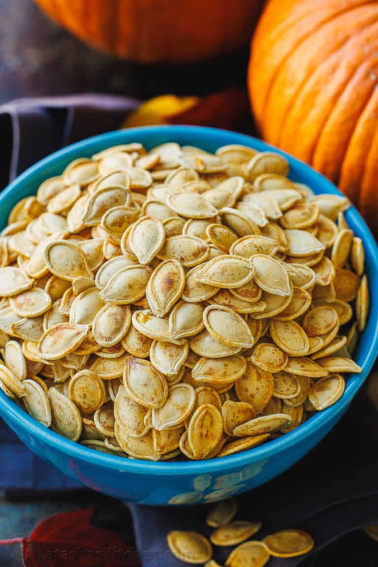 Roasted pumpkin seeds in bowl