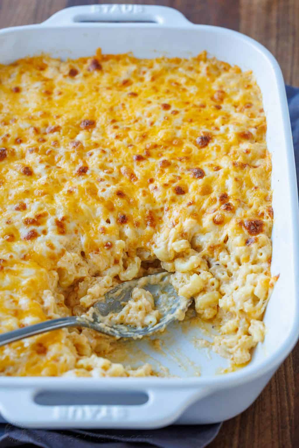 Baked Mac And Cheese VIDEO NatashasKitchen baked-mac-and-cheese-video-natashaskitchen