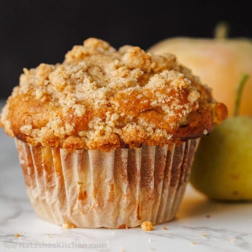 How do you bake gluten-free apple muffins with fresh apples without them falling apart?