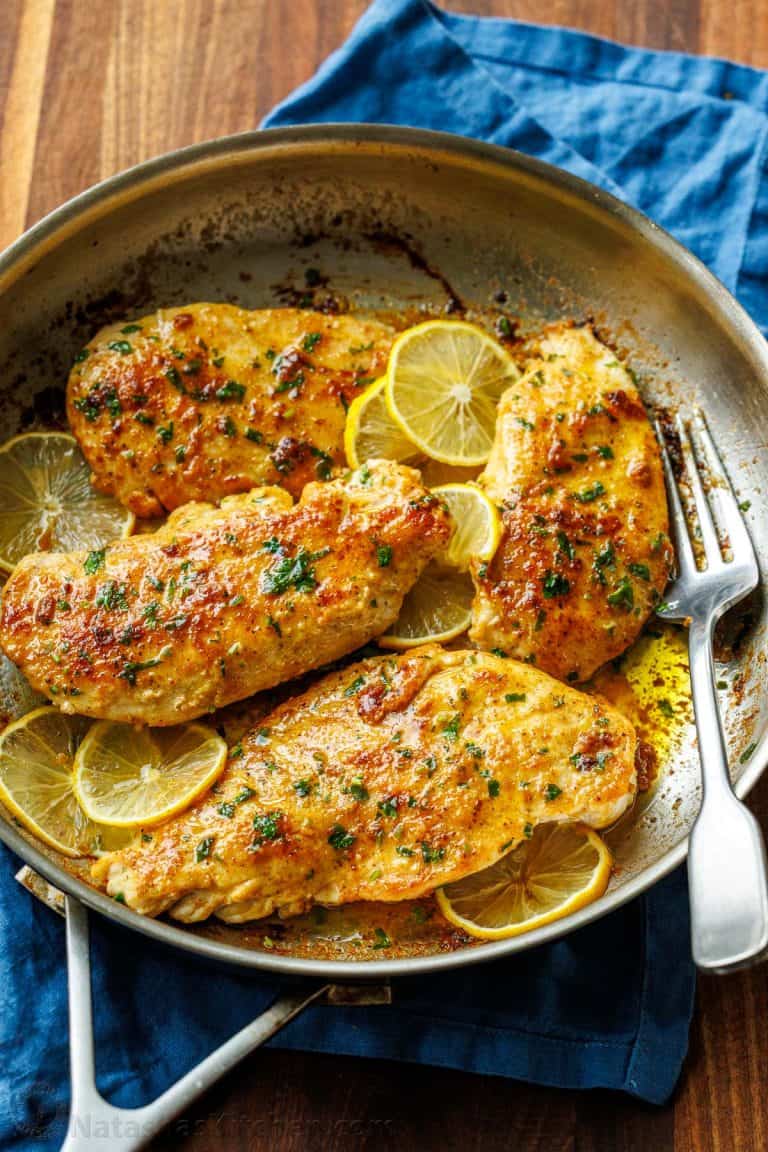 Lemon capsicum  chickenhearted  look    cooked successful  a skillet with a fork for serving