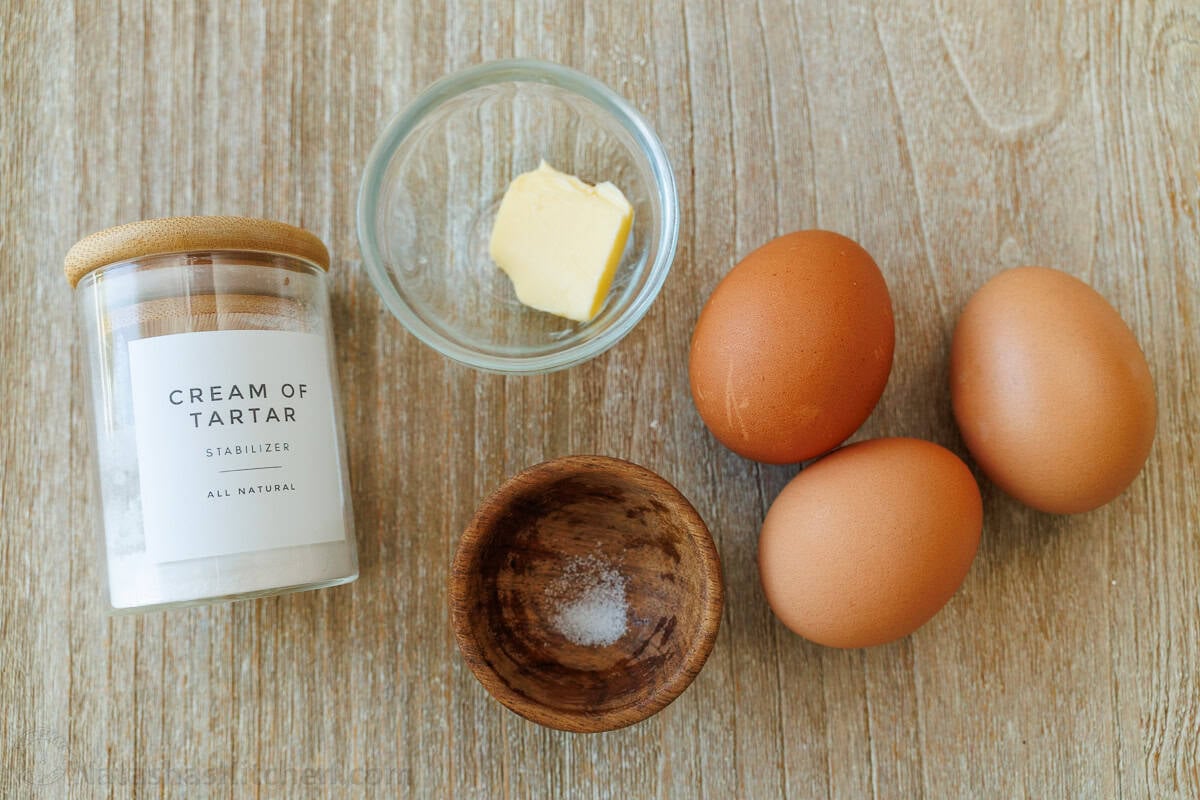 Make this fancy Fluffy Egg White Omelette in just 10m minutes for a fun High-protein breakfast egg dish. Add your favorite toppings and enjoy! Ingredients for high-protein breakfast recipe including cream of tartar, butter, salt, and whites