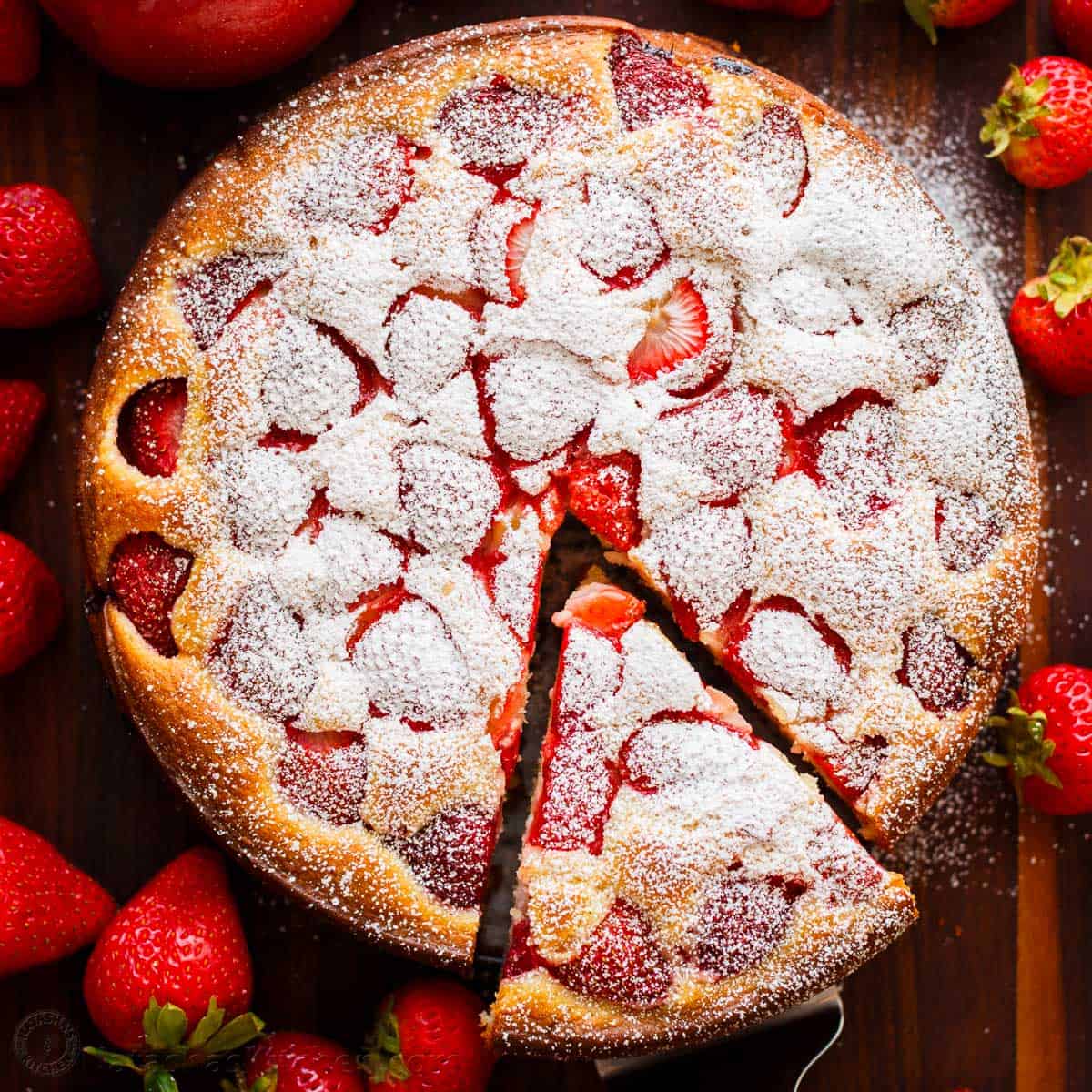 Strawberry-Cake-3.jpg
