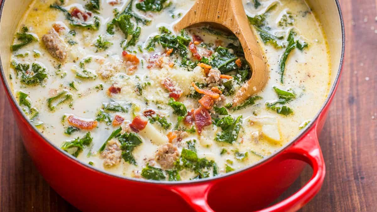 Zuppa Toscana soup in a red pot
